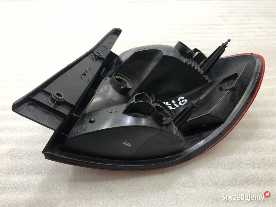 LAMPA LEWY TYŁ KIA RIO I