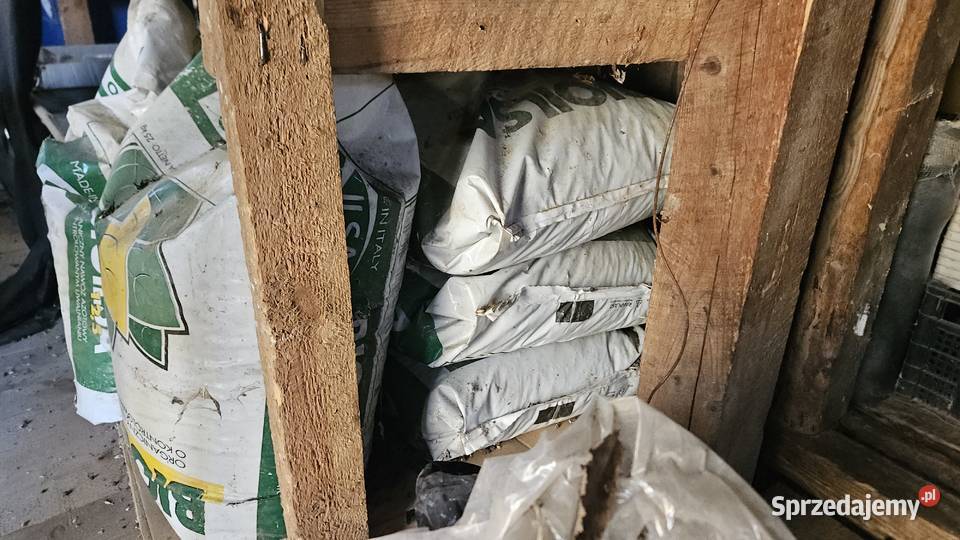 8x Azotowy nawóz organiczny Bioilsa N 125 Nawozy i ŚOR