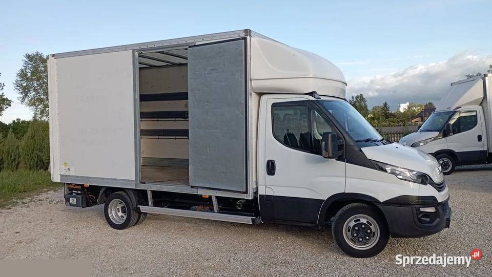 Iveco DAILY 35C15 30TDI 150 KONTENER DRZWI diesel Borzykowa