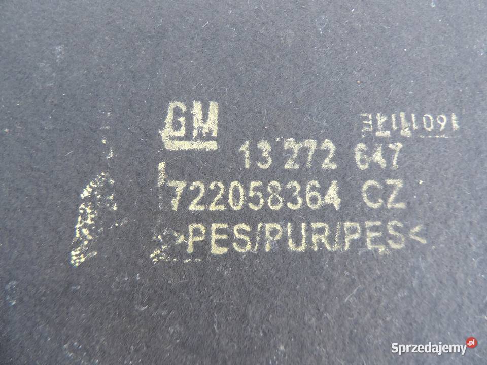 Opel Astra J IV wygłuszenie maski 13272647 osobowe sprzedam