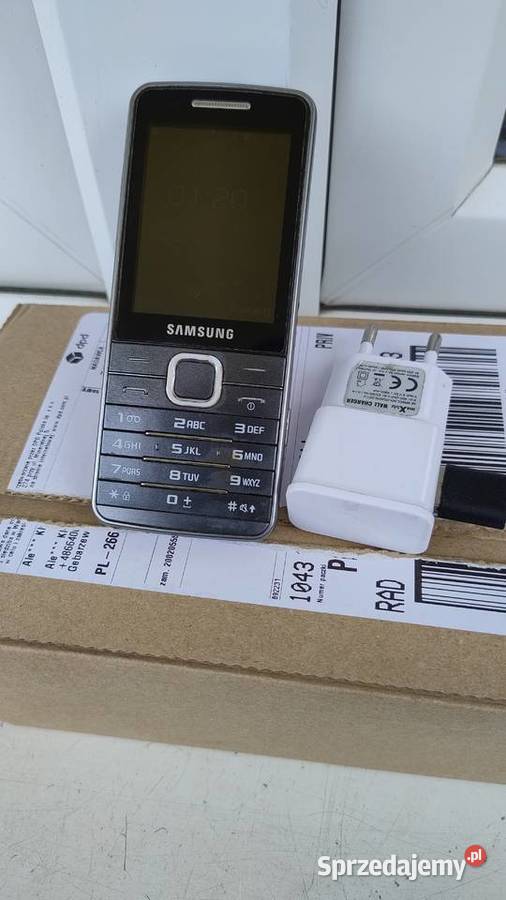 Telefon komórkowy SAMSUNG GTS5611