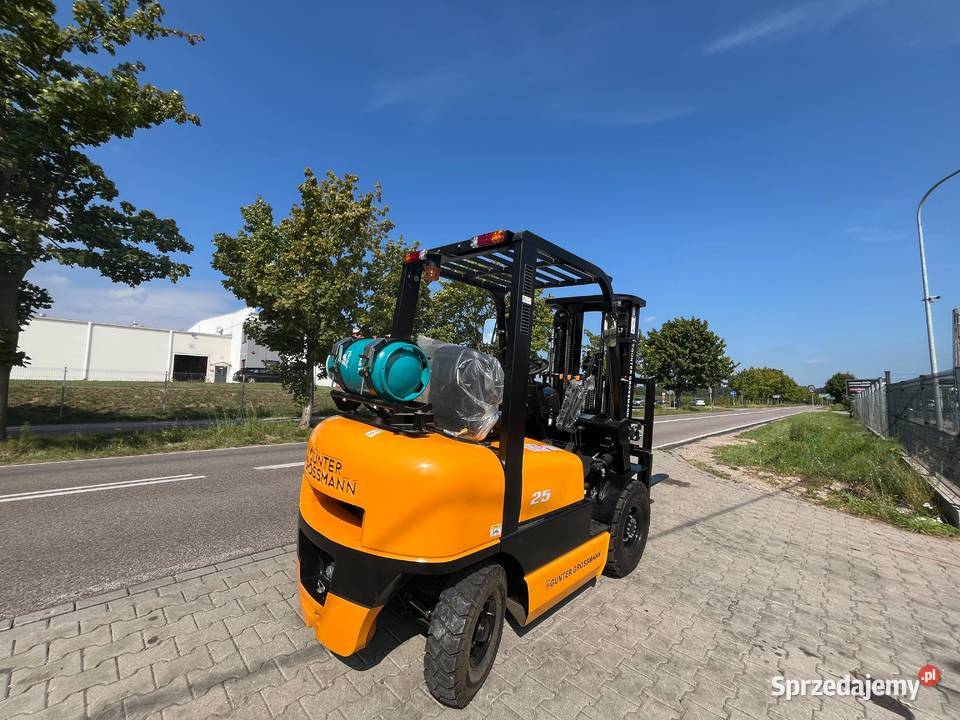 Wózek widłowy 25T LPG triplex Rzeszów sprzedam
