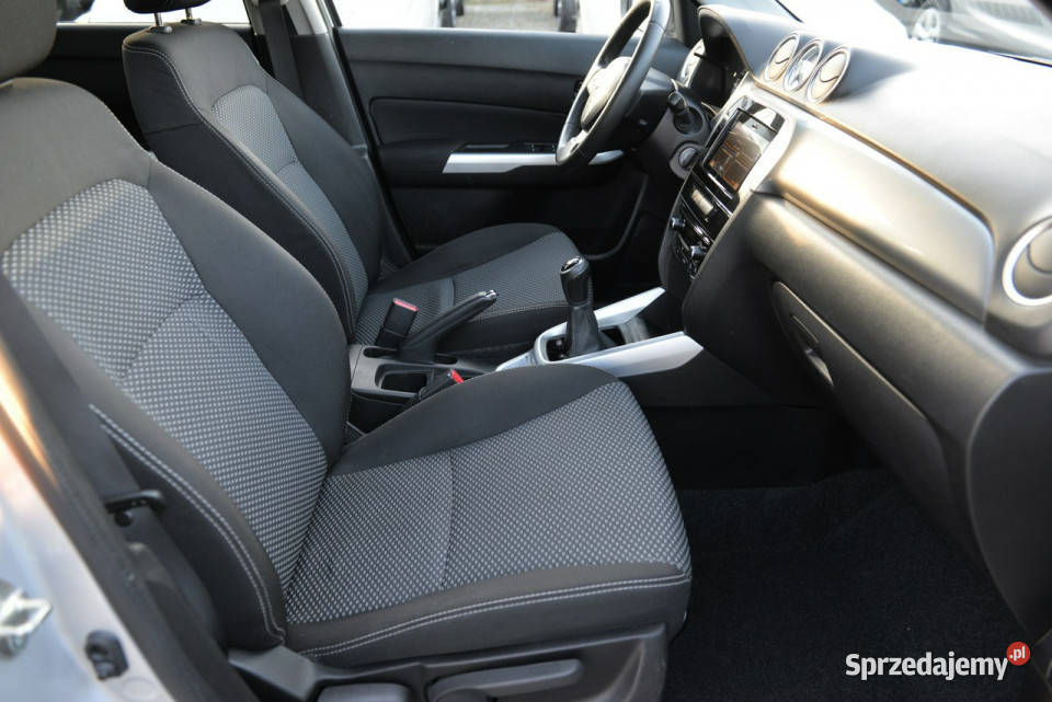 Suzuki Vitara 16 120 Niski przebieg LED Navi Rok produkcji 2017 Dąbrowa Górnicza