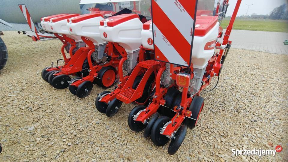 Siewnik do kukurydzy 6 rzędów rama nieuszkodzony wielkopolskie Kłodawa