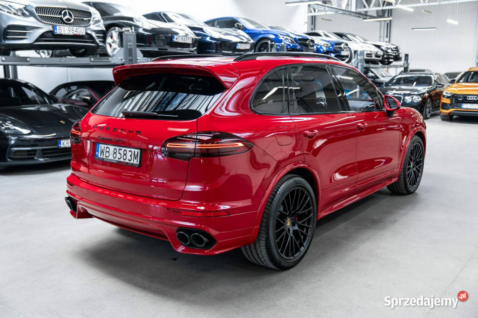 Porsche Cayenne GTS GTS Salon Polska relingi dachowe Węgrzce