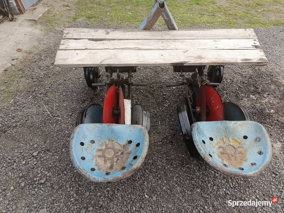 Sadzarka do truskawekwarzyw Siewniki i sadzarki Zwoleń