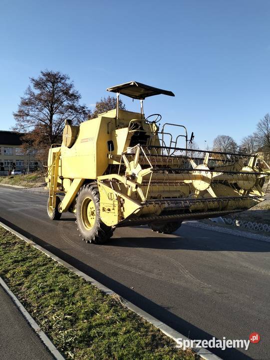 Sprzedam kombajn zbożowy Holland 1530 nieuszkodzony Zbożowe Lechów
