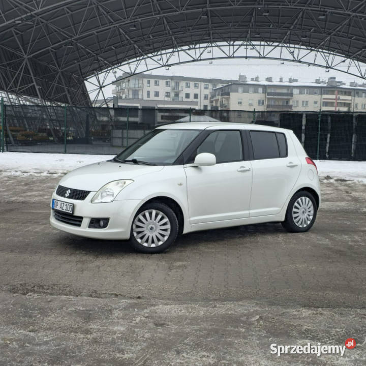 Suzuki Swift Suzuki Swift 13 Comfort dance IV Swift Samochody osobowe Ostrów Mazowiecka