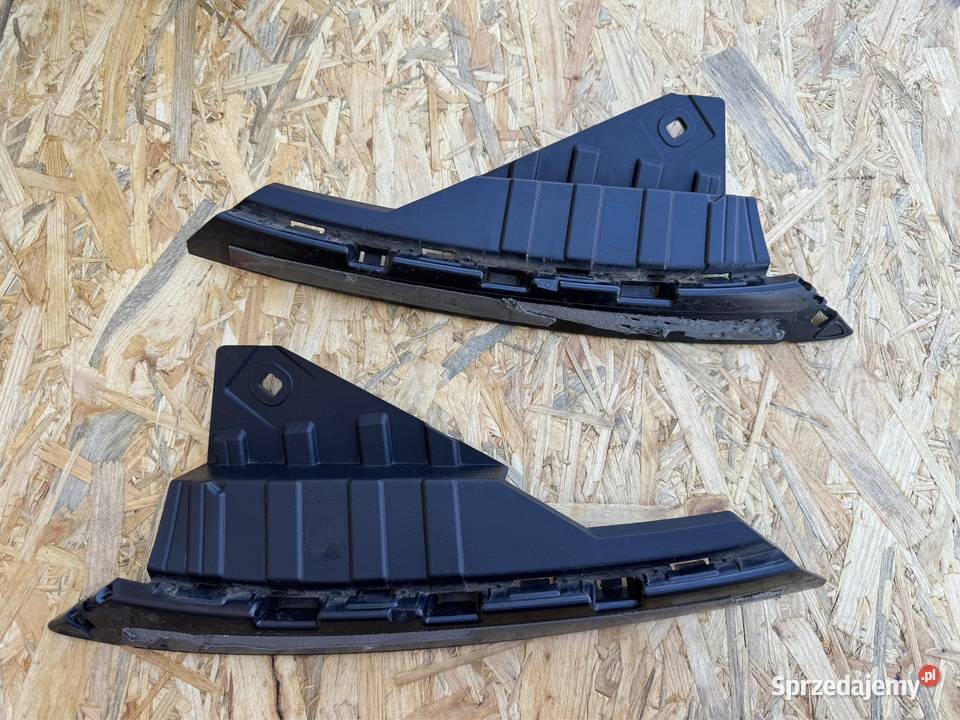 Ślizg mocowanie zderzaka przód lewe LH Sieraków