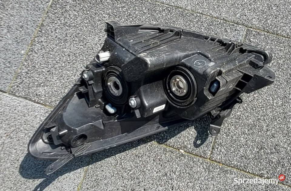 Toyota corolla verso 2007 2009 lampa PRAWA dolnośląskie Wrocław