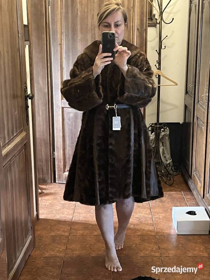 Orzechowe brązowe futro z norek skóra print brązowy/beżowy Łowęcin