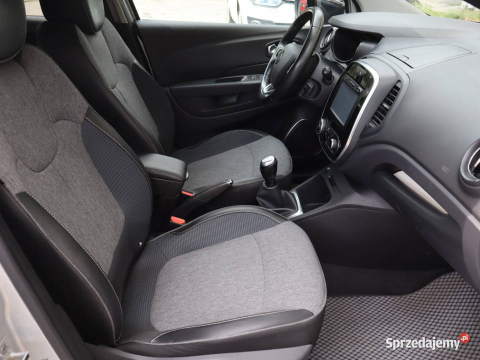 Renault Captur 09 TCe Katowice