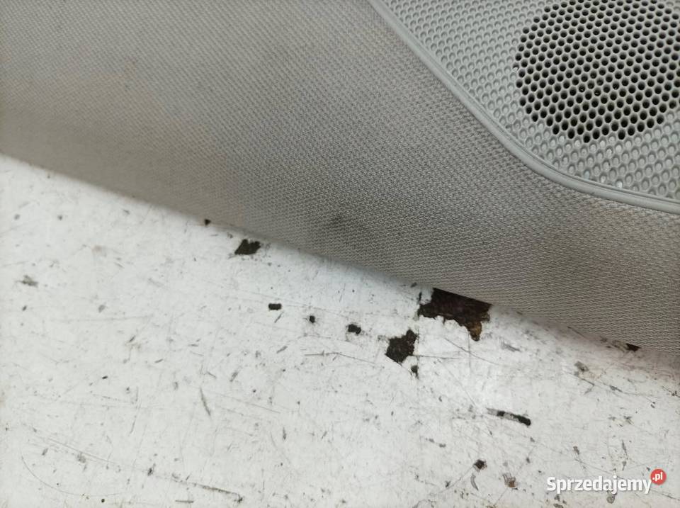 OSŁONA SŁUPKA A LEWA PRAWA KOMPLET 5C 5C6867233C