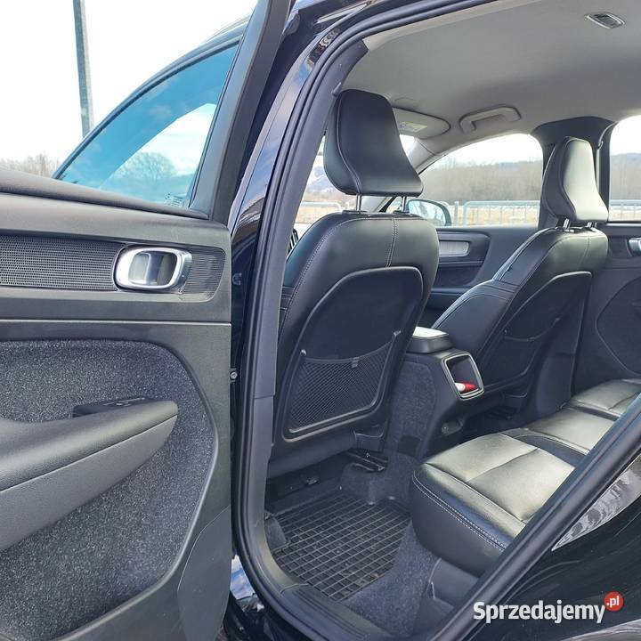 Volvo XC40Napęd 4x4DieselEURO 6INSCRIPTONModel podkarpackie Przemyśl sprzedam