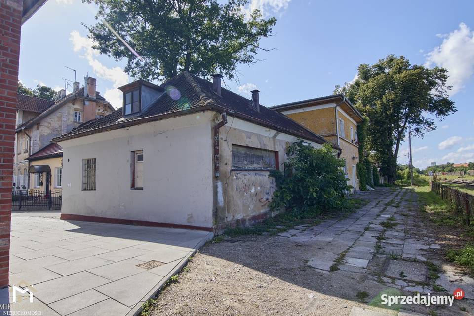 Budynek handlowousługowy dworcu w Bartoszycach Bartoszyce