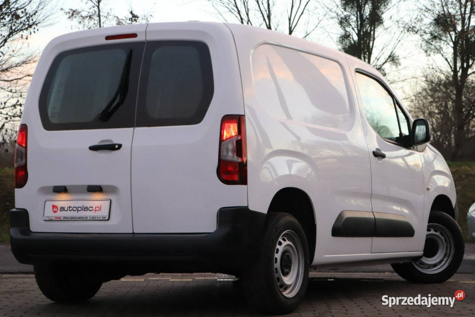Citroen Berlingo fa VAT6bieg klimazarejestrowany 17000km Opole sprzedam
