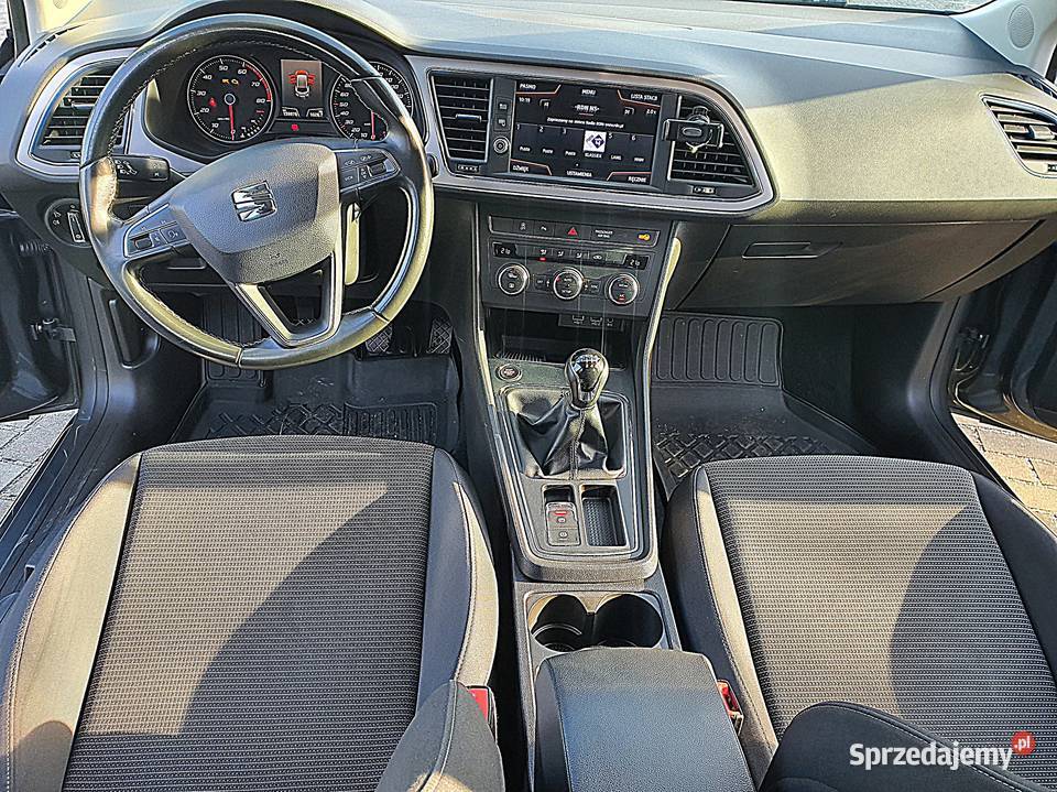 SEAT LEON 2018 BENZYNA Łęg Tarnowski