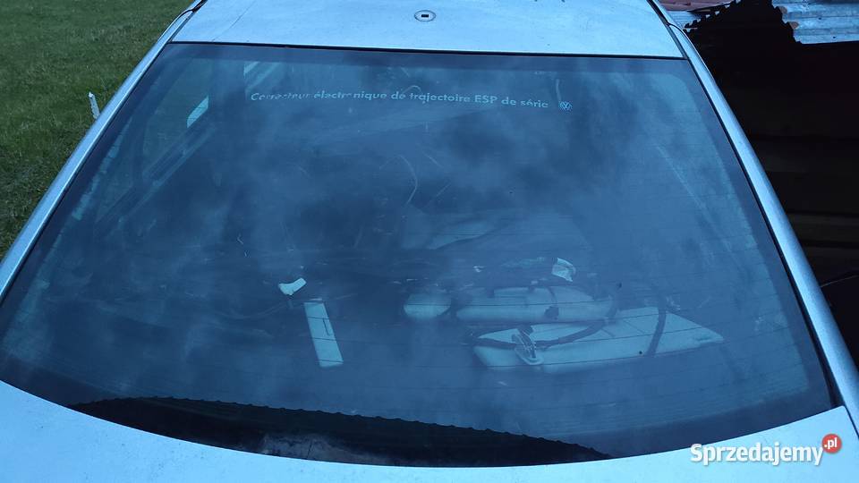 Szyba tylna VW Bora sedan barwiona 2001 2002