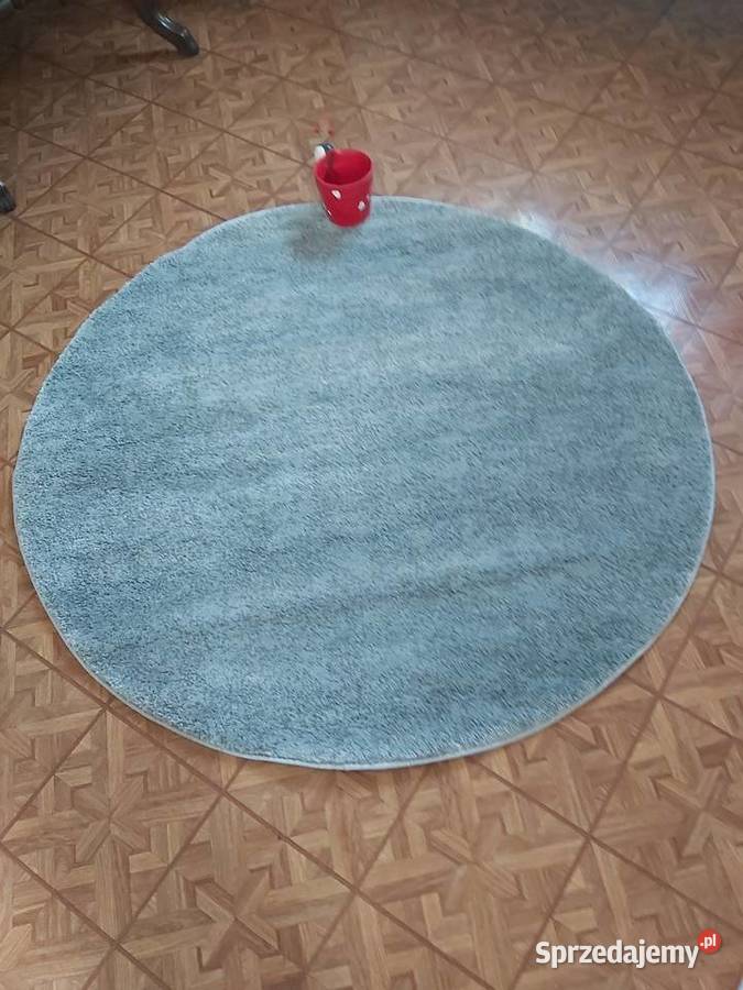 Okrągły dywanik o średnicy 130Stan Opole