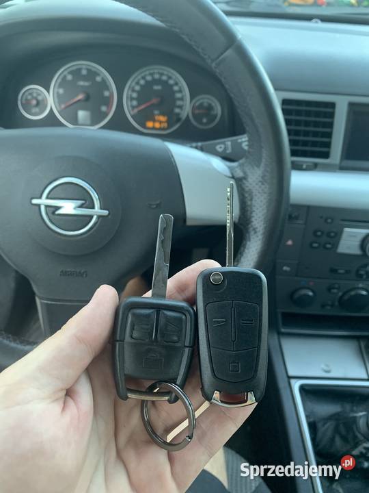 Dorabianie Kluczy Opel Insignia Astra Mokka Naprawa i warsztat Poznań