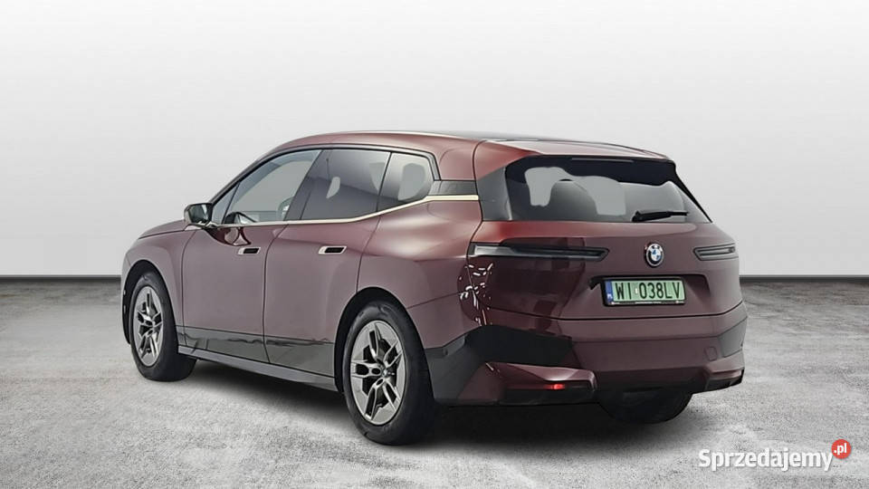BMW iX xDrive40 766kWh Z Polskiego Salonu klimatyzacja Warszawa