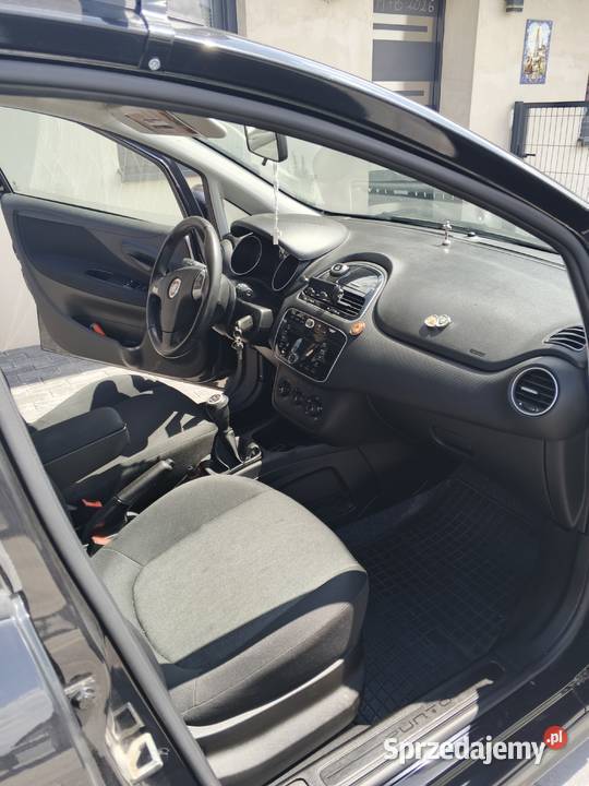 Fiat Punto Evo światła przeciwmgielne Gumnisko sprzedam