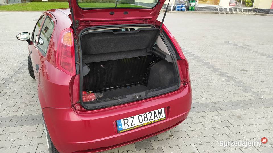 Fiat Grande Punto 14 77 piękny czerwony kolor Rzeszów