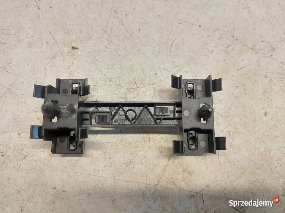 Cupra Tavascan 11H 2025 mocowanie anteny uchwyt