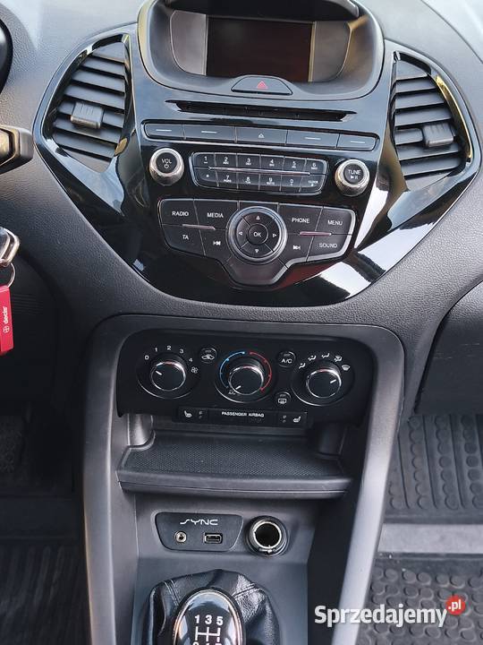 FORD KA PLUS INSTALACJA LPG 2 KOMPLETY KÓŁ garażowany Zwiartówek-Kolonia