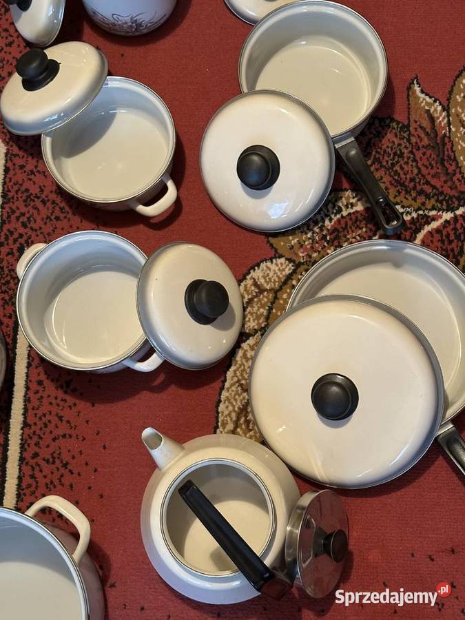 kpl garnków emaliowanych nowy PRL Dom i Ogród Łęczyca sprzedam
