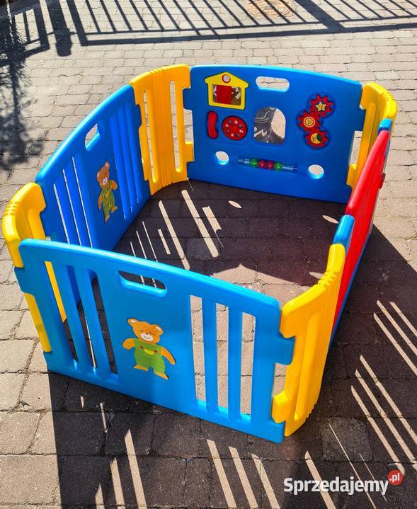 Plastikowy kojec modułowy zagroda z bramką