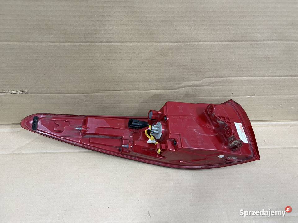 LAMPA PRAWA TYŁ TYLNA KIA SPORTAGE IV 92402F10 Lampy tylne Drezdenko sprzedam