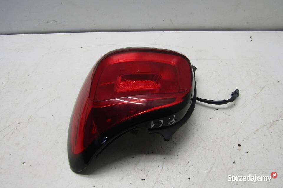 LAMPA TYLNA PRAWY TYŁ CITROEN C1 II