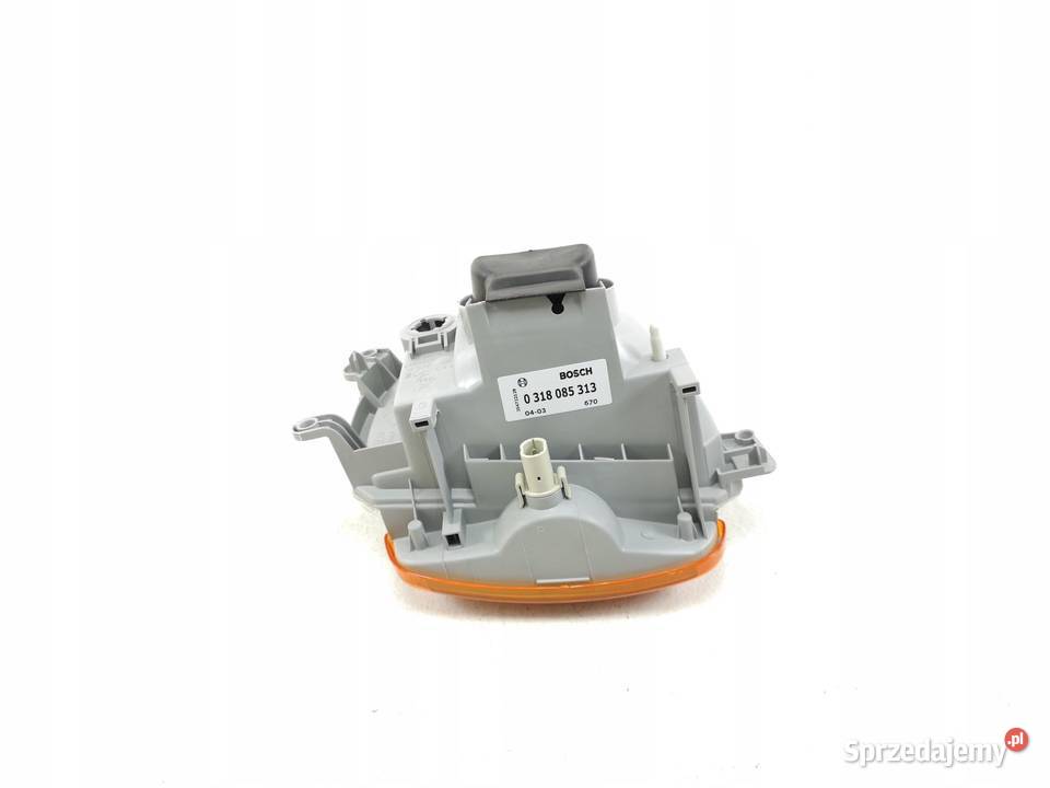 LAMPA LEWY PRZÓD BOSCH RENAULT TWINGO 9398