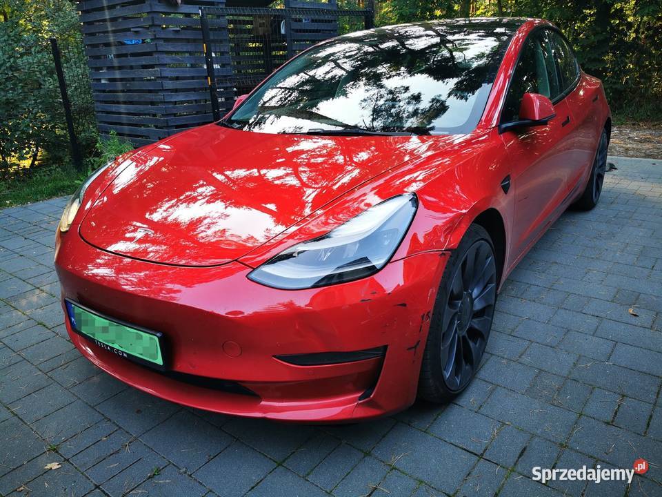 Tesla Model 3 Performance AWD 2021 nieuszkodzony Pionki