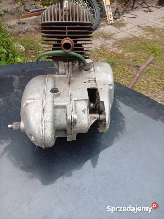 silnik WSK 125 ccm wielkopolskie Mosina