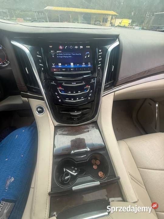 Cadilac Escalade Premium IV 2016 7 osób ESV 165 kujawsko-pomorskie Prądocin