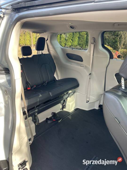Chrysler Pacifica niepełnosprawnych mazowieckie Zakręt