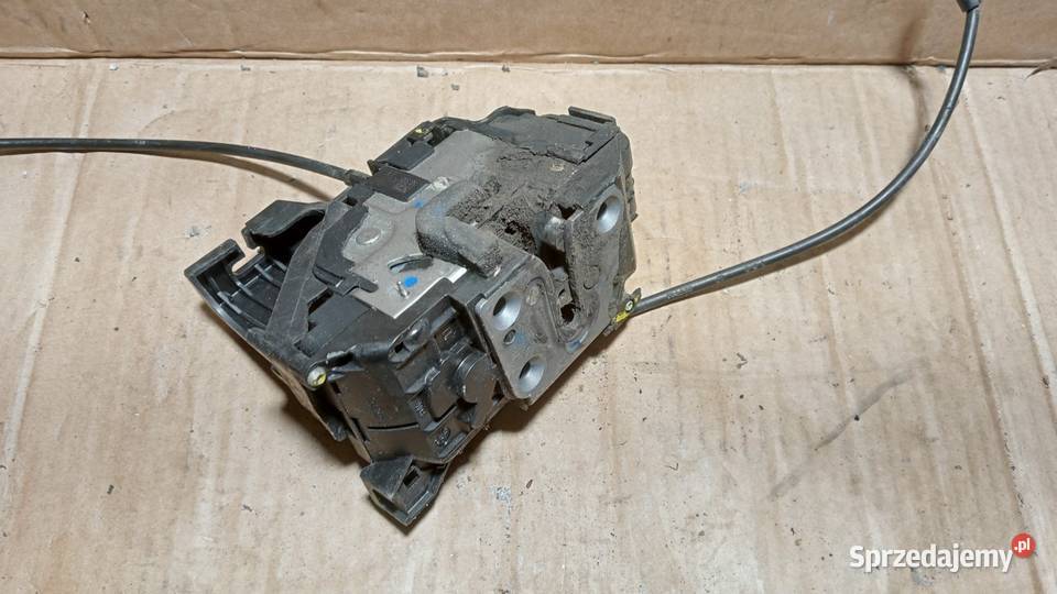 RENAULT CLIO III ZAMEK DRZWI PRAWY 6 PIN 3D Zbierkowo