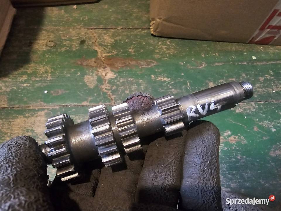 Aprilia rv4 minarelli skrzynia biegów wałek Jelenia Góra sprzedam