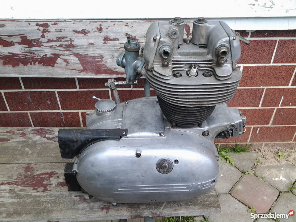 Silniki i części Junak chopper