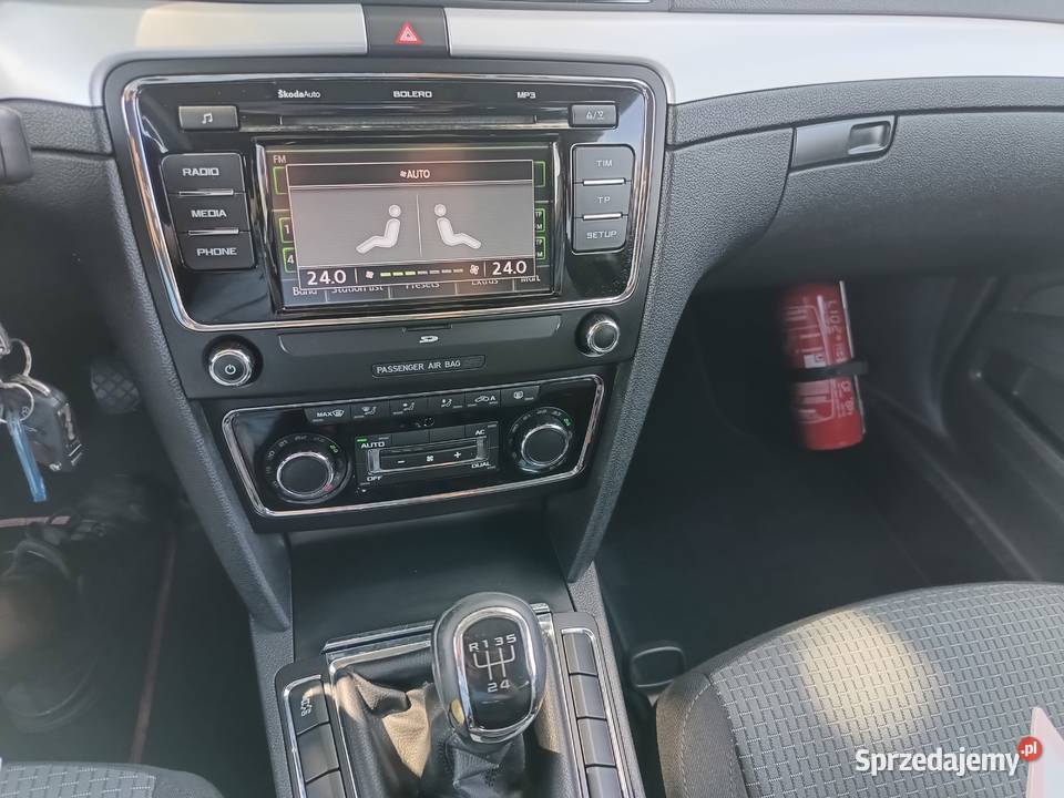 Skoda Superb 16 TDI fotel z pamięcią Super Stan nieuszkodzony Podkonice Miejskie