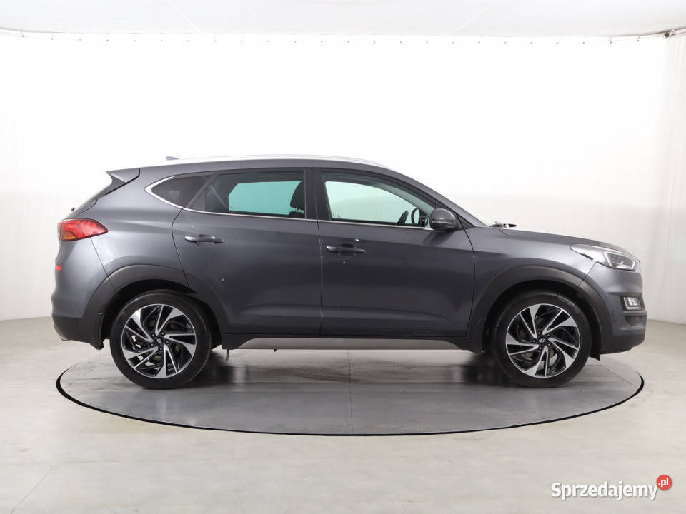 Hyundai Tucson 16 TGDI światła LED Katowice