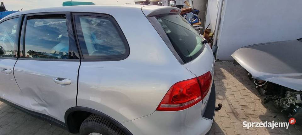 ĆWIARTKA BŁOTNIK LEWY TYŁ VOLKSWAGEN TOUAREG II osobowe Lipno sprzedam