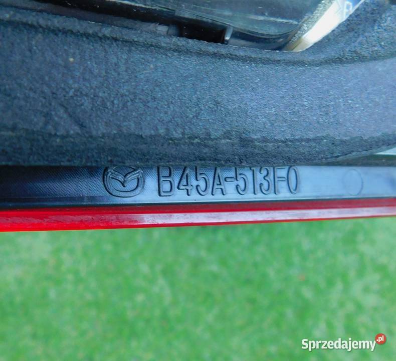 ORYGINALNE Tylne lampy prawa lewa tył Mazda 3 BM osobowe Tarnów