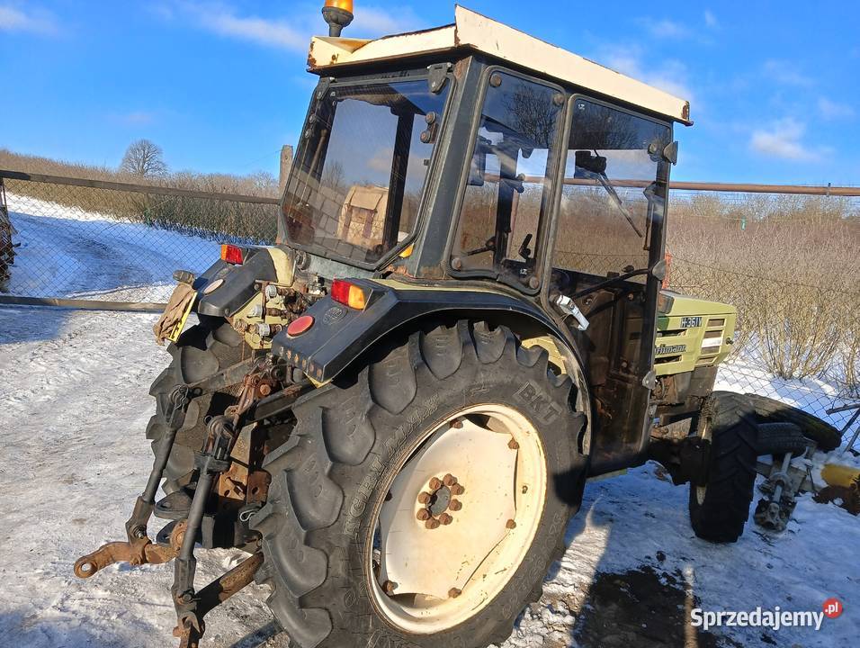Ciągnik sadowniczy Hurliman 4x4 130 pełzaki