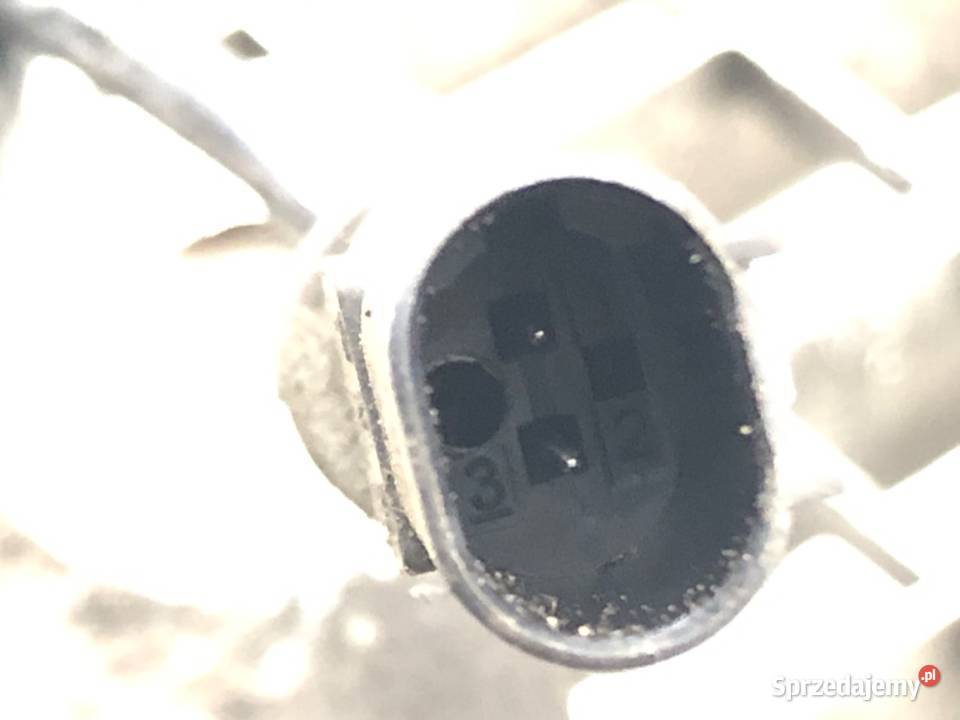 ZWROTNICA LEWA BMW F11 30 258 0917 osobowe Zawieszenie i amortyzacja