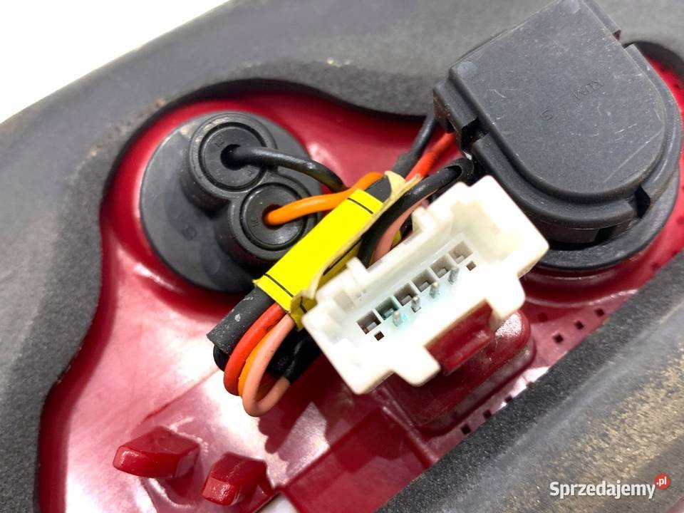 LAMPA TYŁ LEWA WEWNĘTRZNA KIA OPTIMA Lampy tylne sprzedam