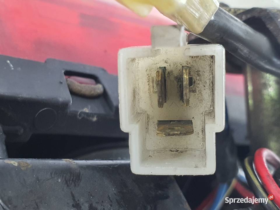 KAWASAKI GPZ 500 9404 LAMPA TYLNA TYŁ Janowice