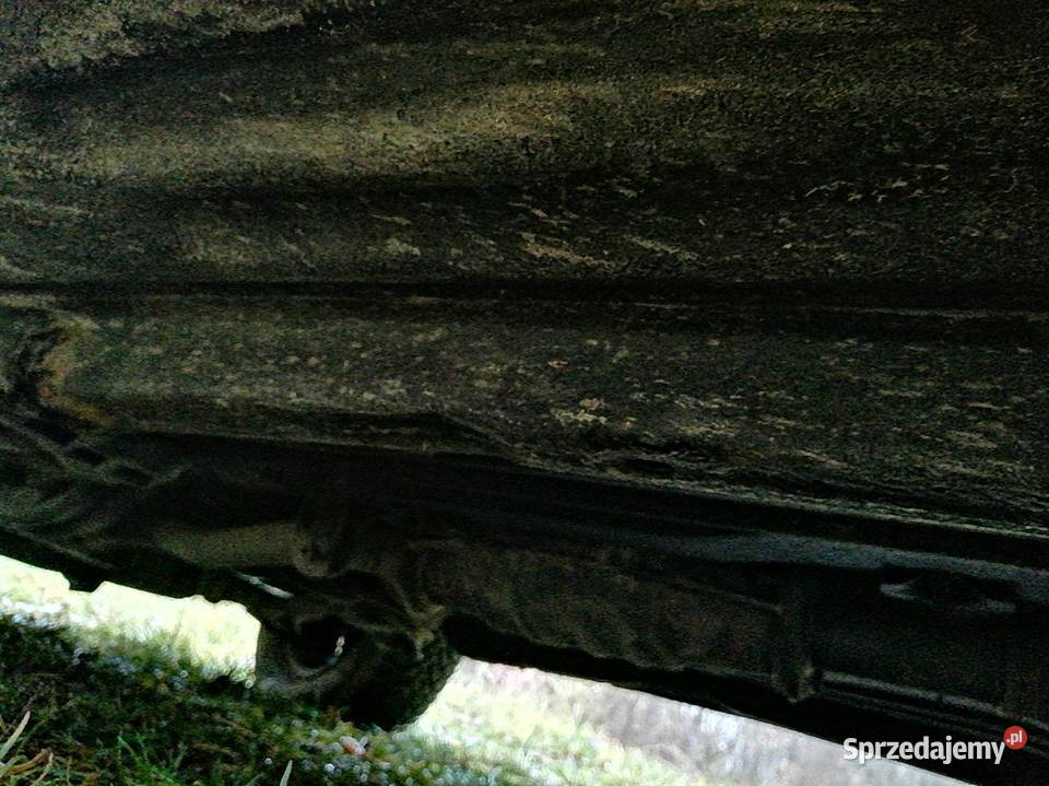 Nissan Almera Ruciane-Nida